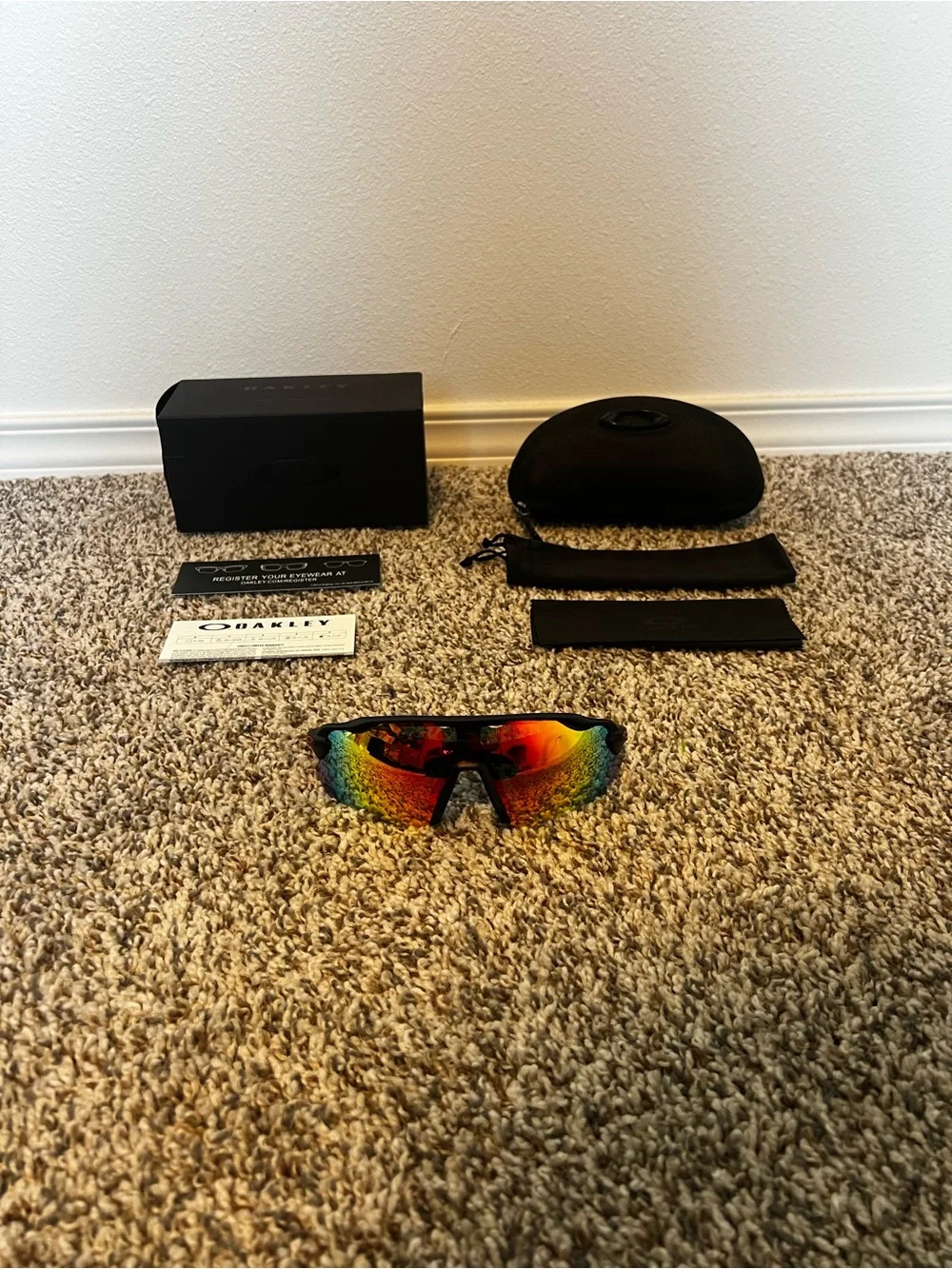 Oakley Radar EV Path Sunglasses Polarized Lens